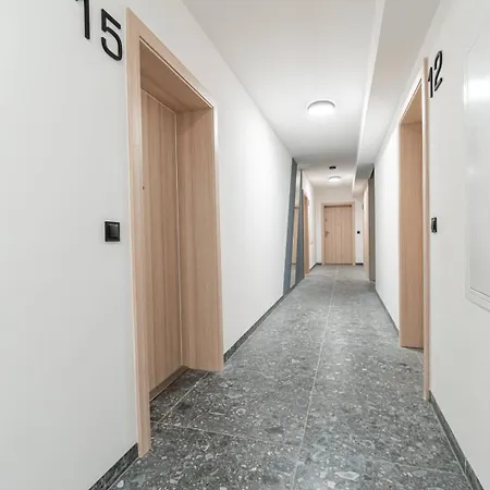 Apartly - Cisza W Nowoczesnym Stylu *