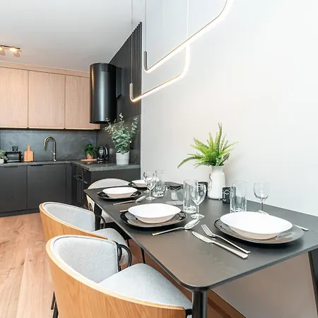 Апартаменты Apartly - Cisza W Nowoczesnym Stylu & Parking